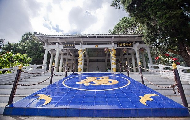 สุสานนายพลต้วน
